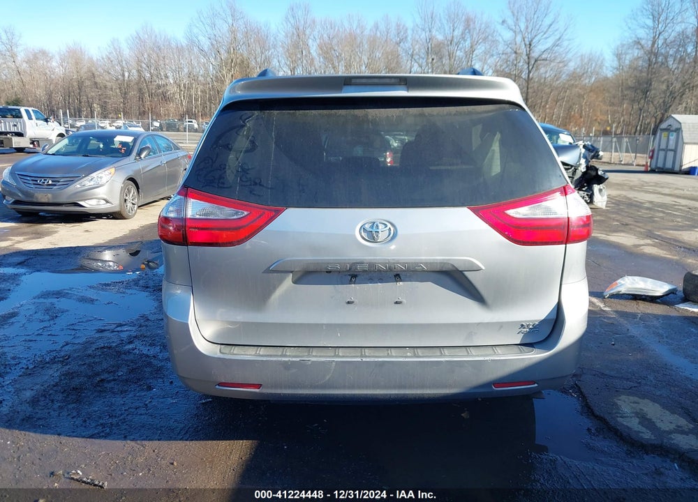 2017 TOYOTA SIENNA XLE 7 PASSENGER VIN: 5TDDZ3DC1HS178957