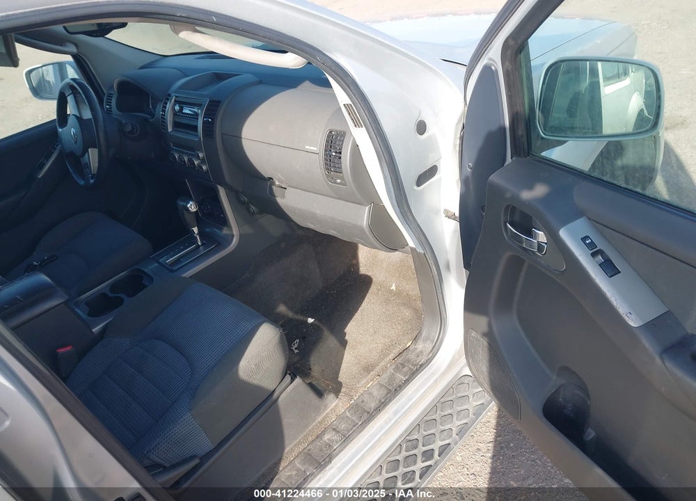 2005 NISSAN PATHFINDER SE OFF ROAD VIN: 5N1AR18W25C719339