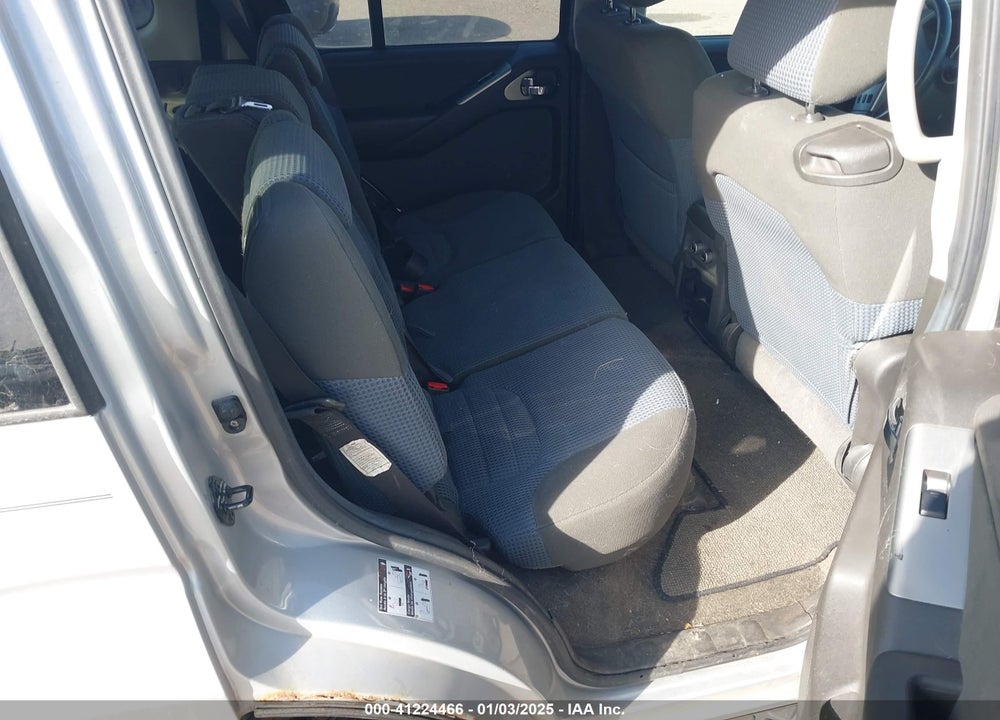 2005 NISSAN PATHFINDER SE OFF ROAD VIN: 5N1AR18W25C719339