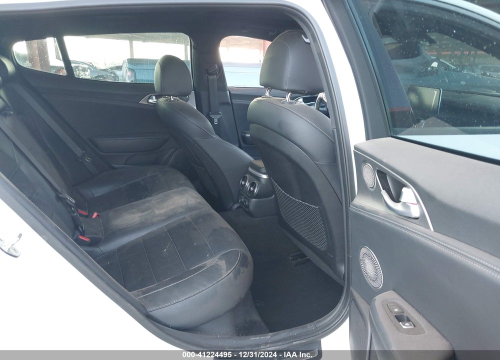 2019 KIA STINGER VIN: KNAE55LC2K6057839
