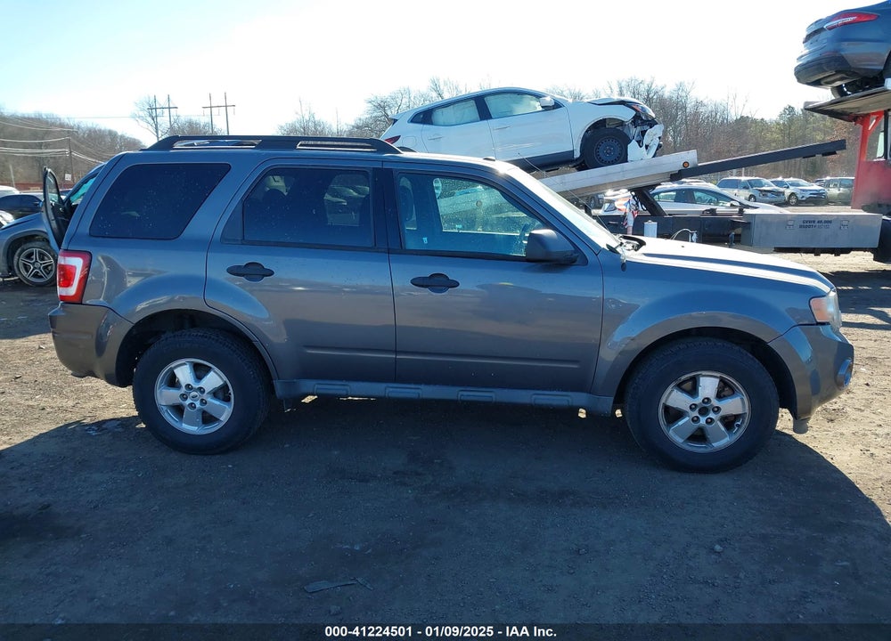 2010 FORD ESCAPE XLT VIN: 1FMCU9DG9AKC60928