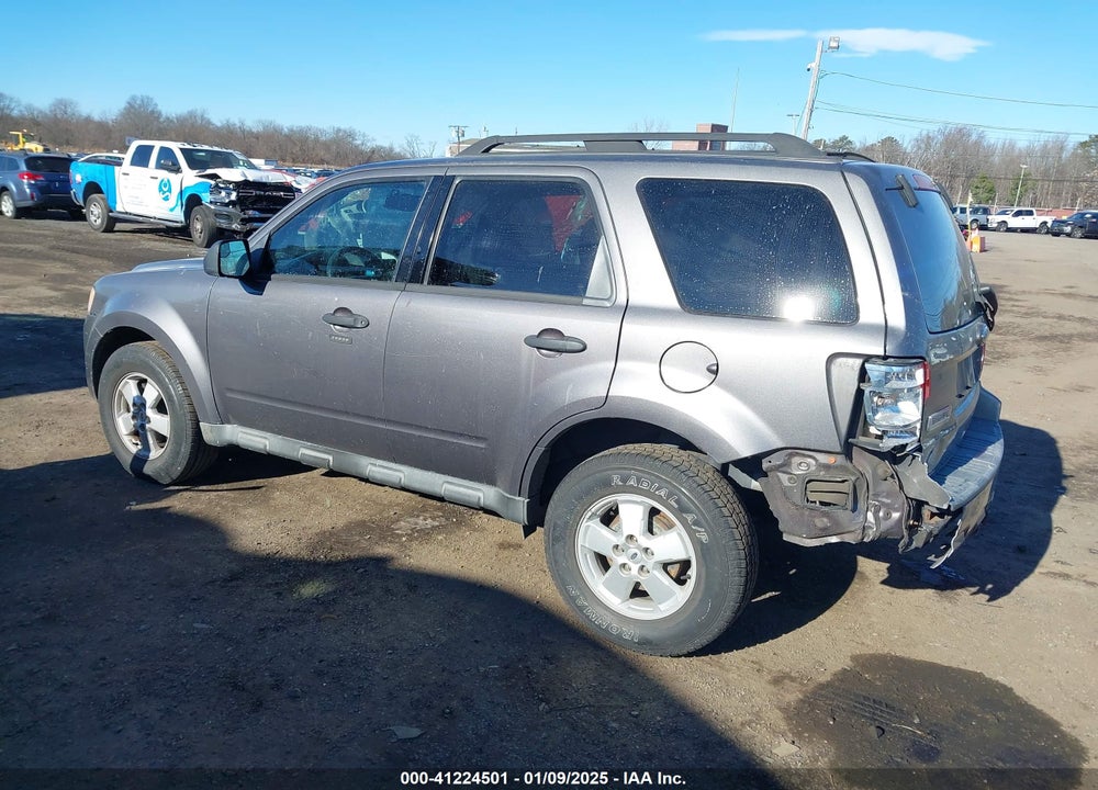 2010 FORD ESCAPE XLT VIN: 1FMCU9DG9AKC60928
