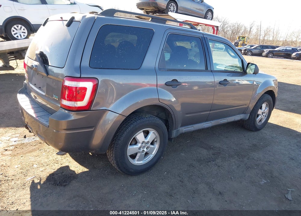 2010 FORD ESCAPE XLT VIN: 1FMCU9DG9AKC60928