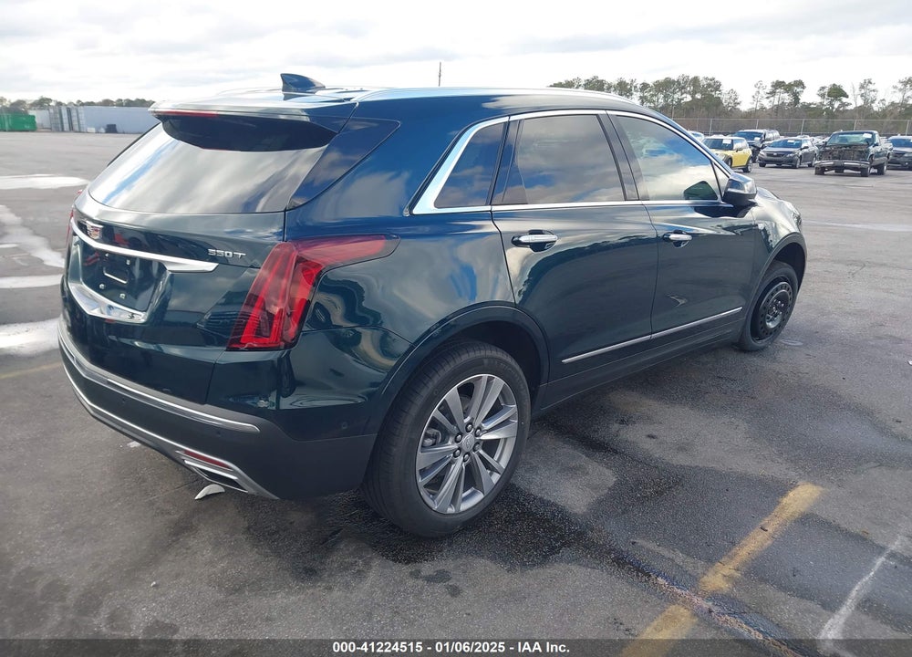2024 CADILLAC XT5 FWD PREMIUM LUXURY VIN: 1GYKNCR45RZ733939