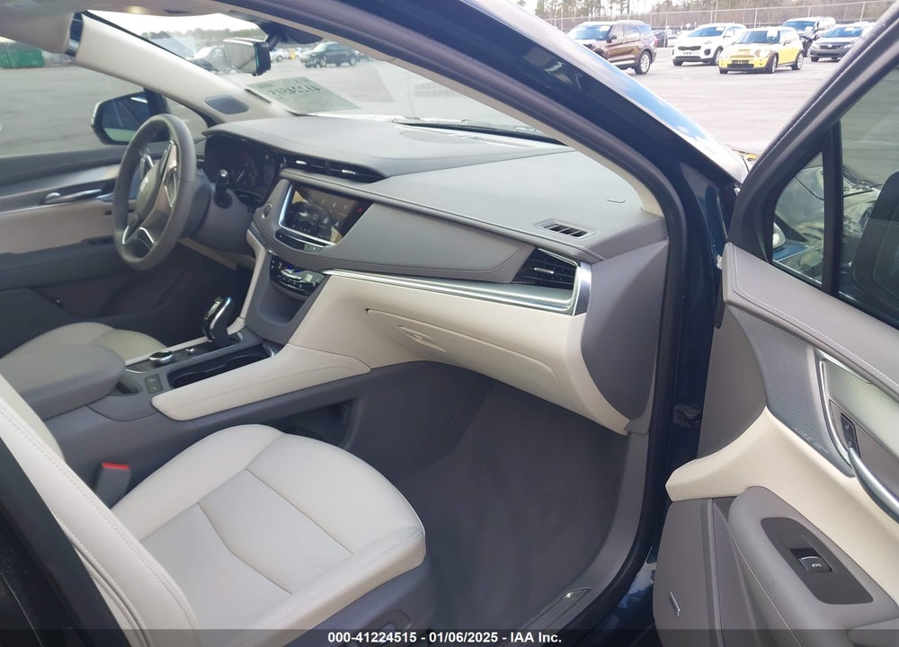 2024 CADILLAC XT5 FWD PREMIUM LUXURY VIN: 1GYKNCR45RZ733939