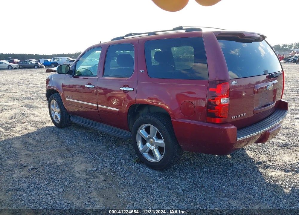2009 CHEVROLET TAHOE LTZ VIN: 1GNFC33JX9R281845