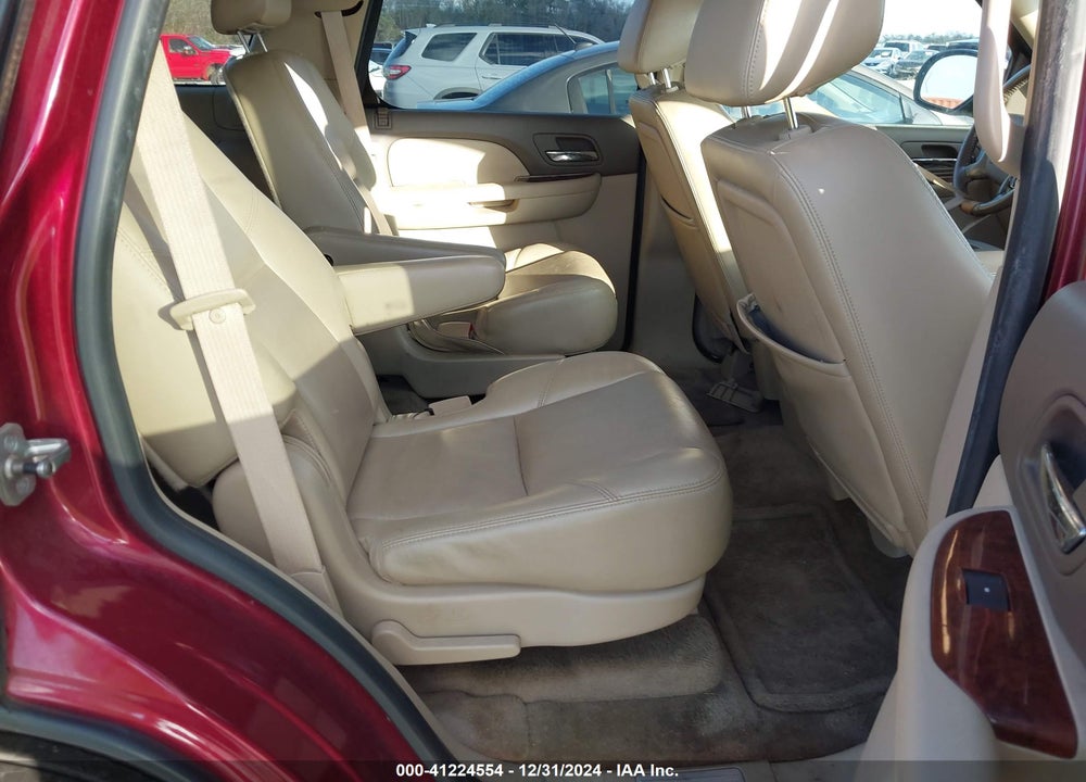 2009 CHEVROLET TAHOE LTZ VIN: 1GNFC33JX9R281845