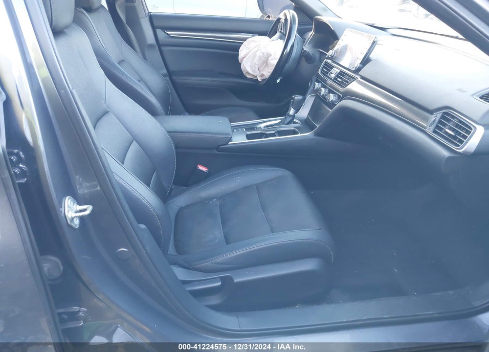 2019 HONDA ACCORD VIN: 1HGCV1F3XKA162903