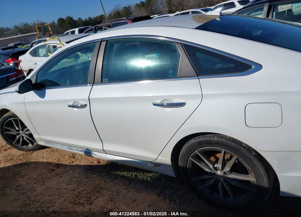 2015 HYUNDAI SONATA SPORT 2.0T VIN: 5NPE34AB9FH110240