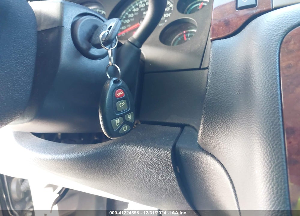 2014 CHEVROLET TAHOE LS VIN: 1GNSCAE00ER127114