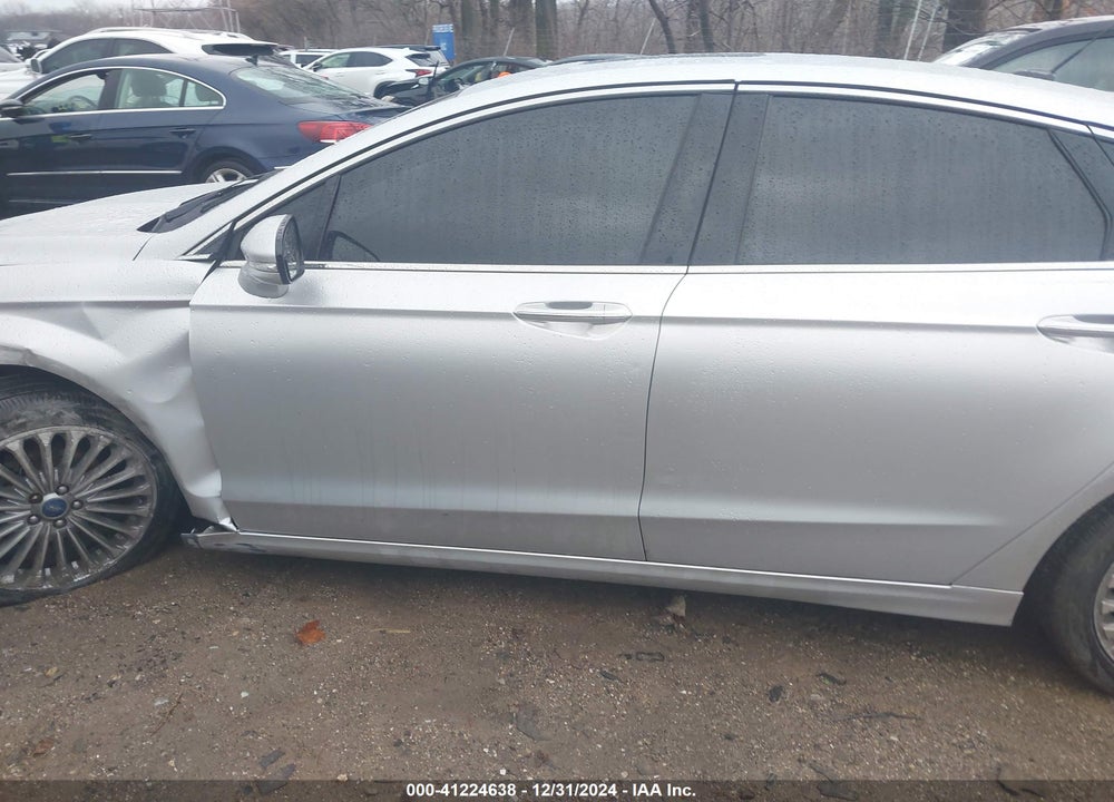 2013 FORD FUSION VIN: 3FA6P0D98DR172044