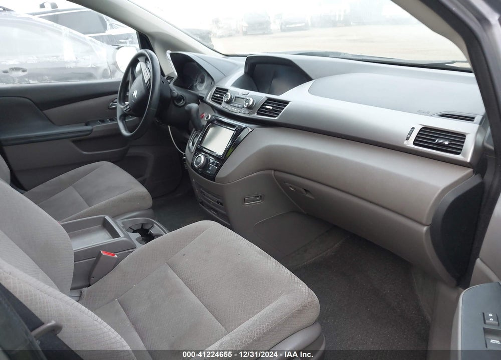 2016 HONDA ODYSSEY SE VIN: 5FNRL5H32GB116855