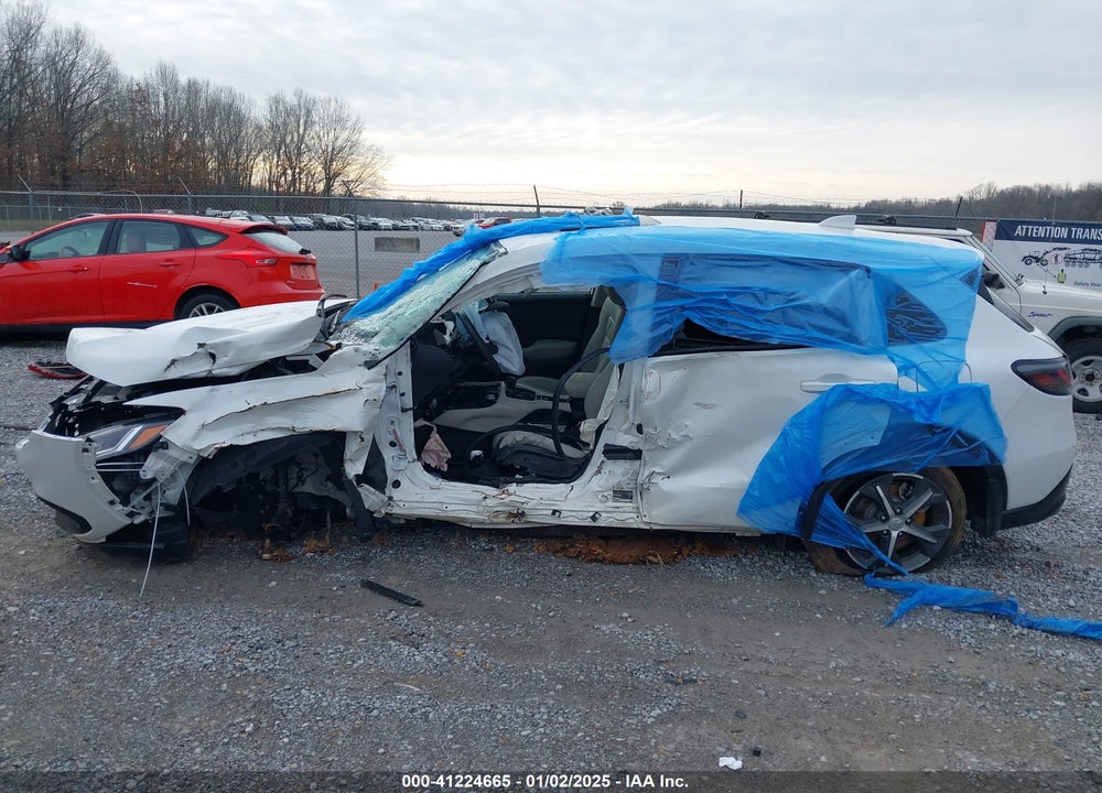 2024 HONDA HR-V VIN: 3CZRZ2H7XRM746194