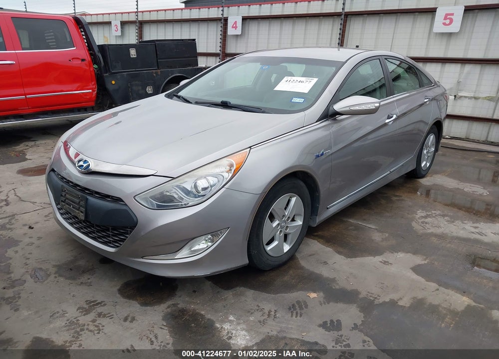 2012 HYUNDAI SONATA HYBRID VIN: KMHEC4A49CA045888