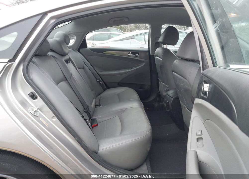 2012 HYUNDAI SONATA HYBRID VIN: KMHEC4A49CA045888