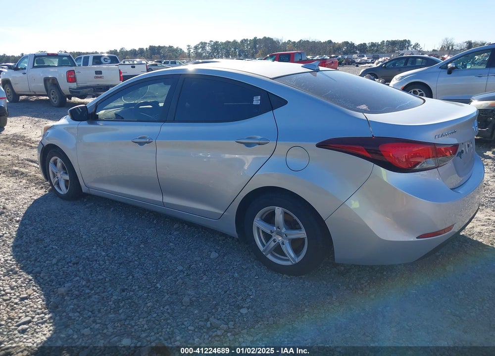 2016 HYUNDAI ELANTRA SE VIN: 5NPDH4AE4GH720720