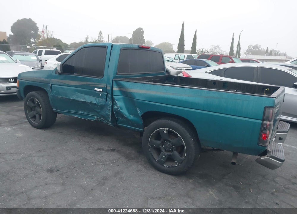 1997 NISSAN 4X2 TRUCK XE VIN: 1N6SD11S9VC336445