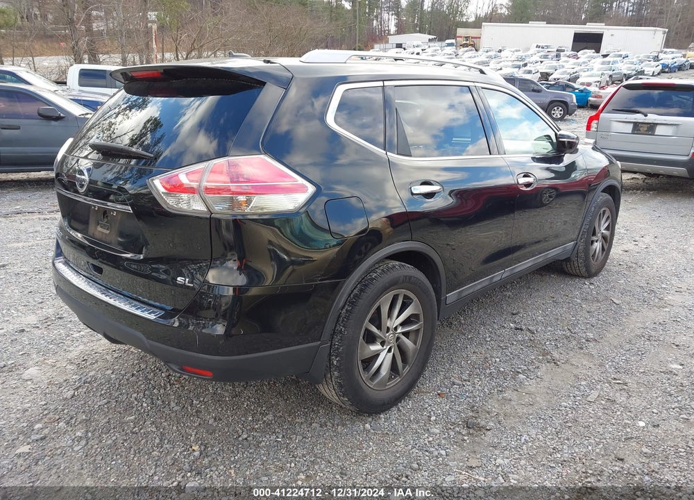 2015 NISSAN ROGUE SL VIN: 5N1AT2MT0FC775431