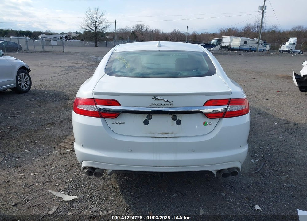2015 JAGUAR XF VIN: SAJWA0JH8FMU68816