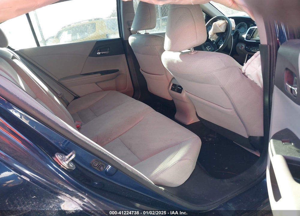 2016 HONDA ACCORD VIN: 1HGCR2F7XGA120607