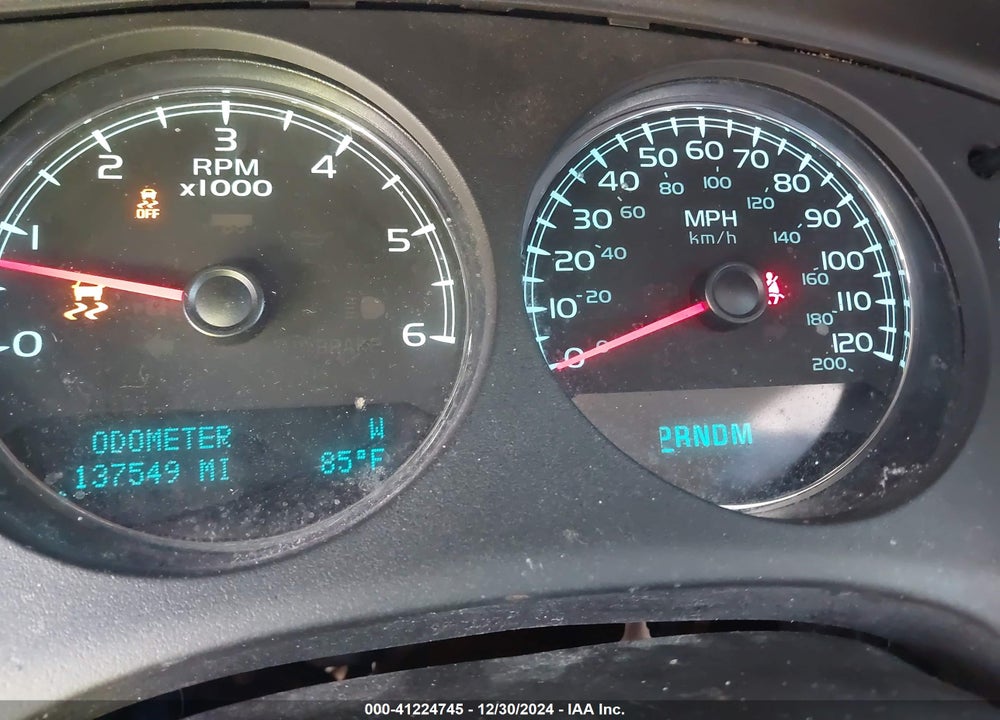 2013 CHEVROLET SUBURBAN 1500 LT VIN: 1GNSCJE09DR371200