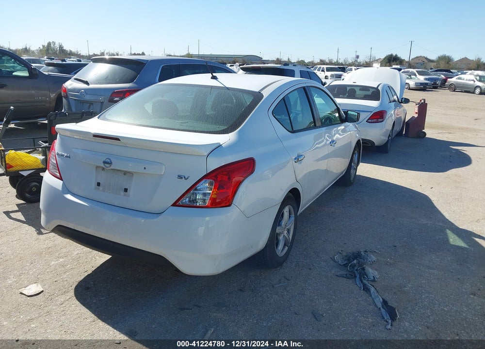 2018 NISSAN VERSA 1.6 SV VIN: 3N1CN7AP2JK408452