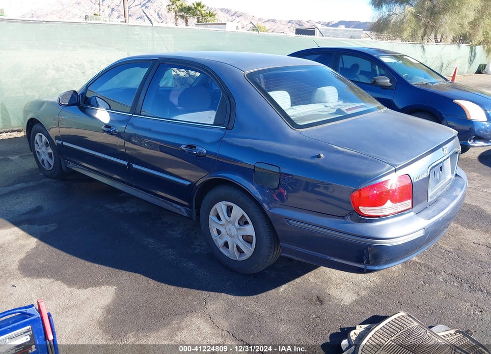 2004 HYUNDAI SONATA VIN: KMHWF25H74A083750