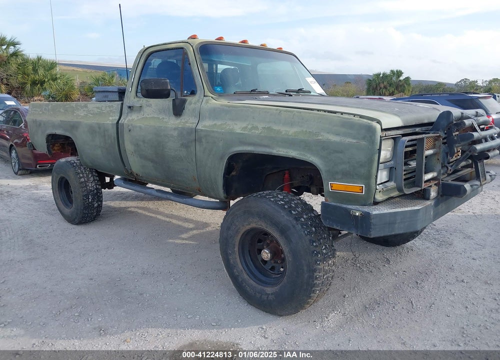 1984 CHEVROLET K20 VIN: 1GCGK24M5EJ107175