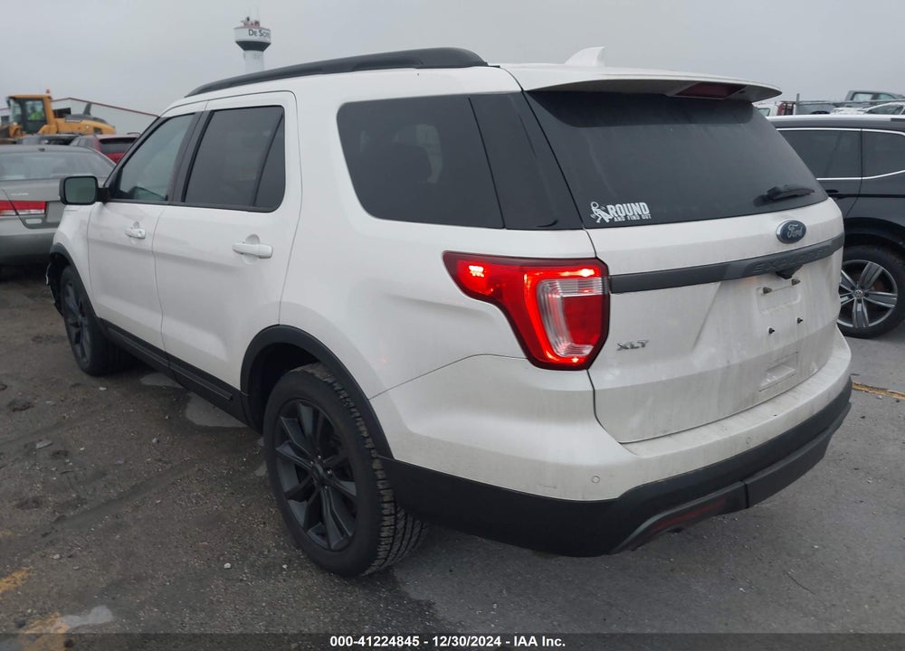 2017 FORD EXPLORER XLT VIN: 1FM5K8D81HGC46357