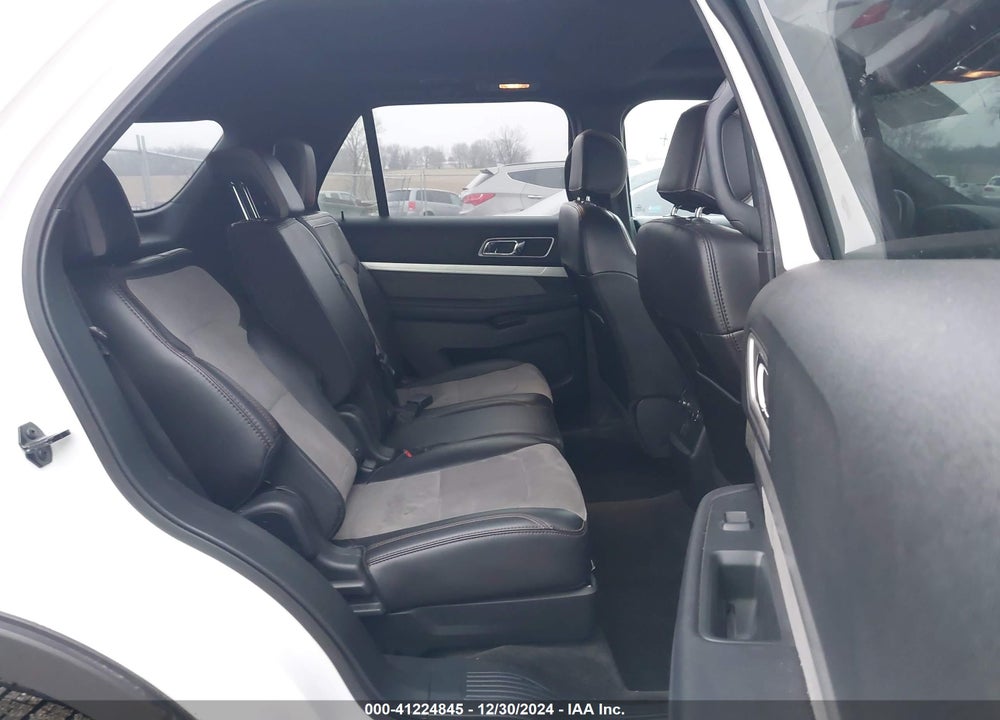2017 FORD EXPLORER XLT VIN: 1FM5K8D81HGC46357