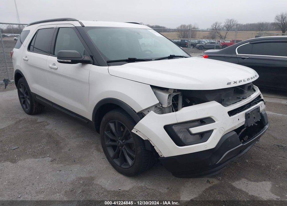 2017 FORD EXPLORER XLT VIN: 1FM5K8D81HGC46357