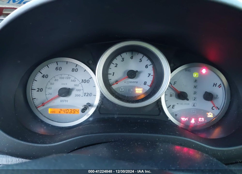 2005 TOYOTA RAV4 VIN: JTEGD20V550082045