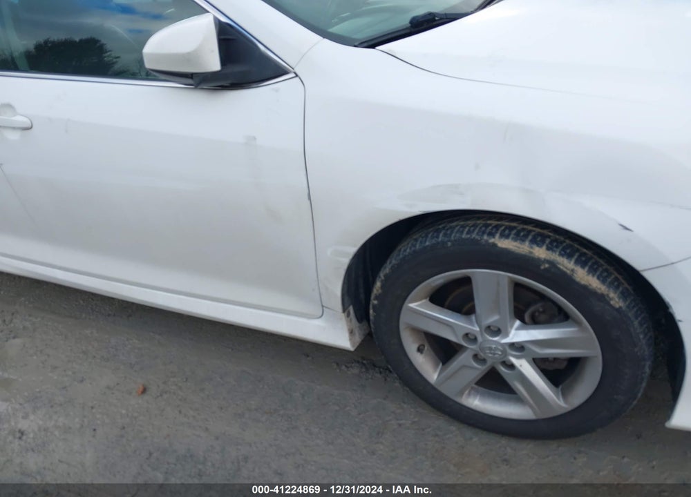 2013 TOYOTA CAMRY SE VIN: 4T1BF1FK7DU682469