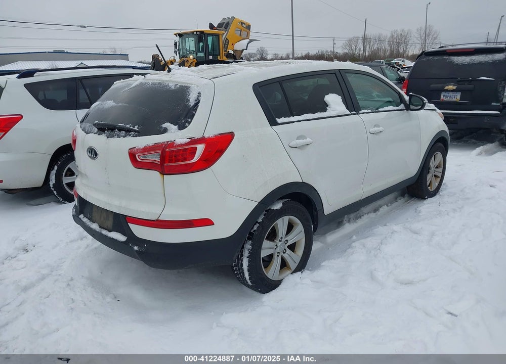 2013 KIA SPORTAGE LX VIN: KNDPB3A2XD7532914