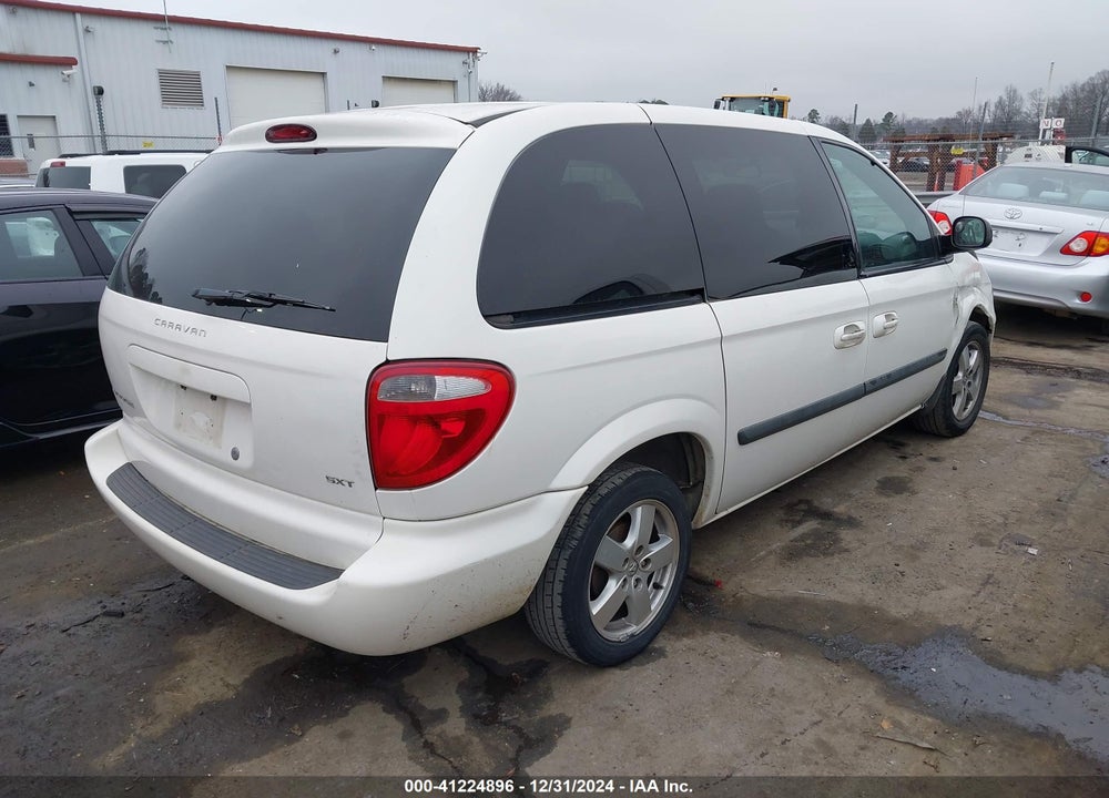 2005 DODGE CARAVAN SXT VIN: 1D4GP45RX5B124817