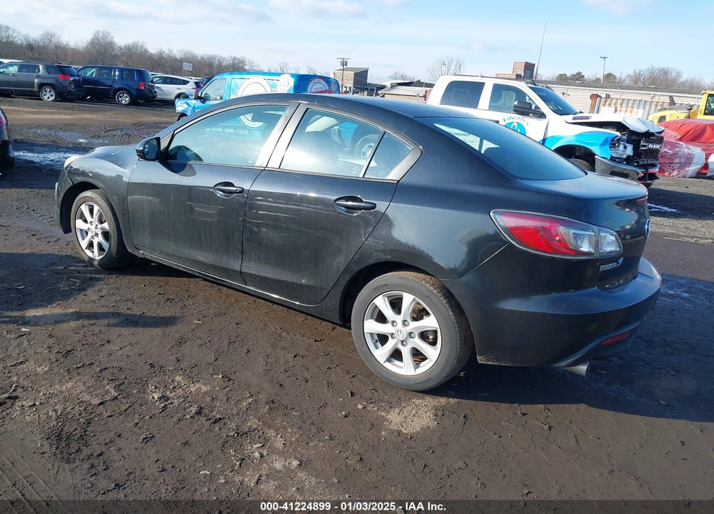 2011 MAZDA MAZDA3 VIN: JM1BL1VG7B1371441