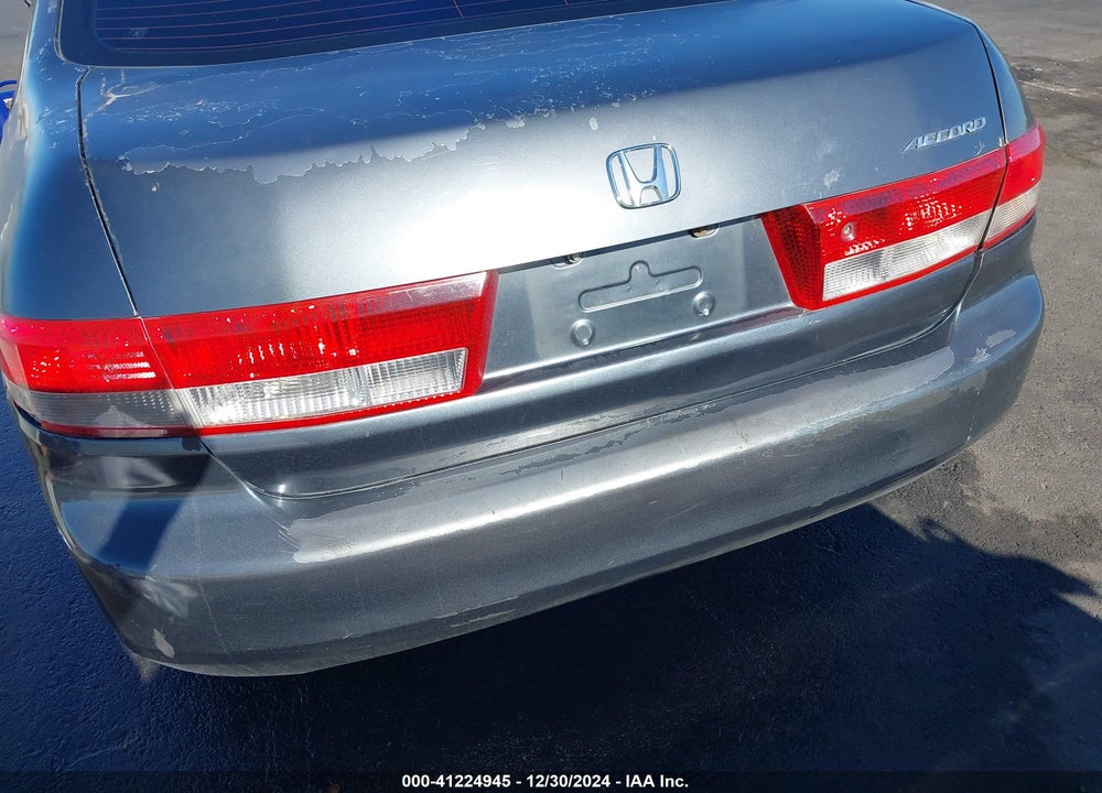 2003 HONDA ACCORD 2.4 EX VIN: JHMCM56743C068340