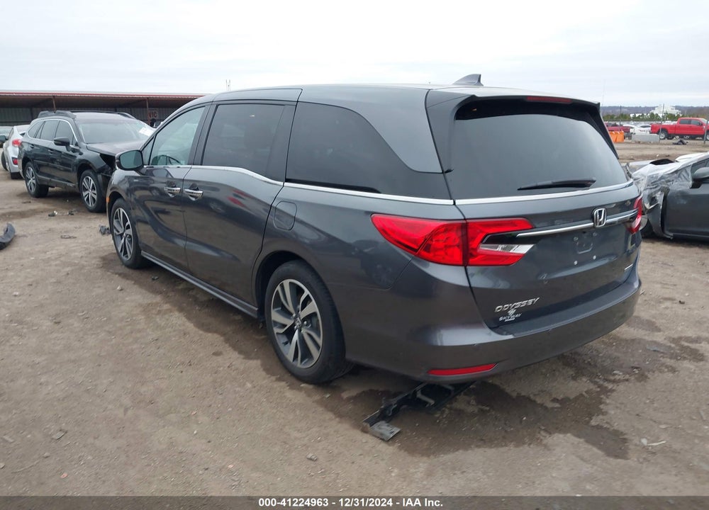 2024 HONDA ODYSSEY TOURING VIN: 5FNRL6H81RB009817