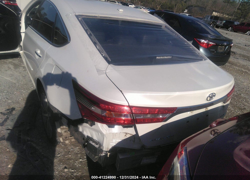 2015 TOYOTA AVALON VIN: 4T1BK1EB3FU172748