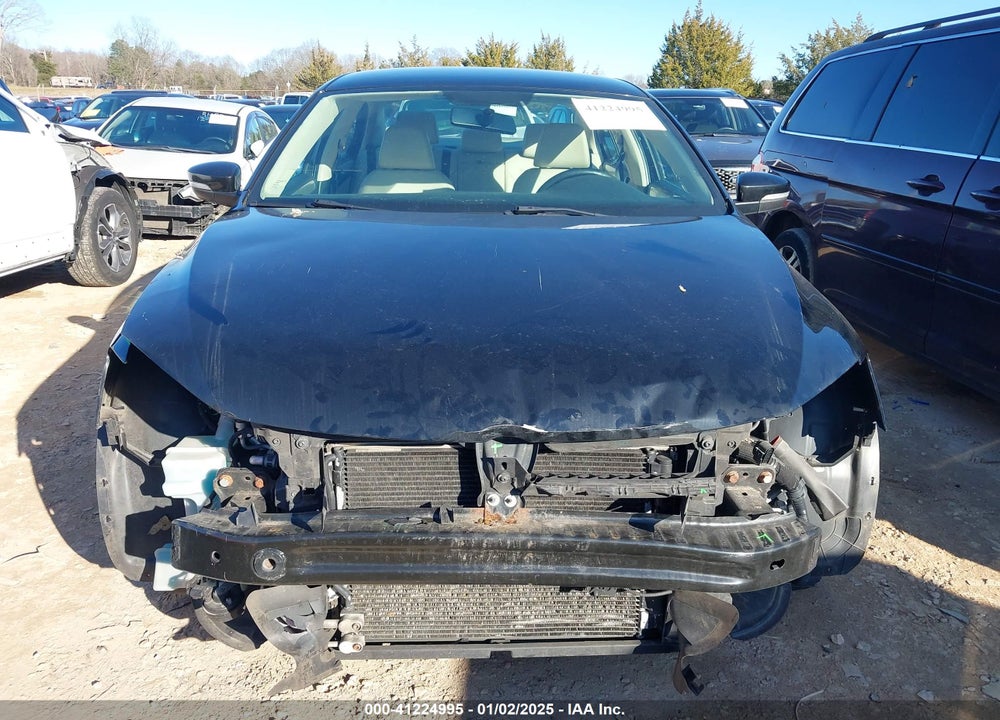 2014 VOLKSWAGEN JETTA VIN: 3VWD17AJ1EM392485