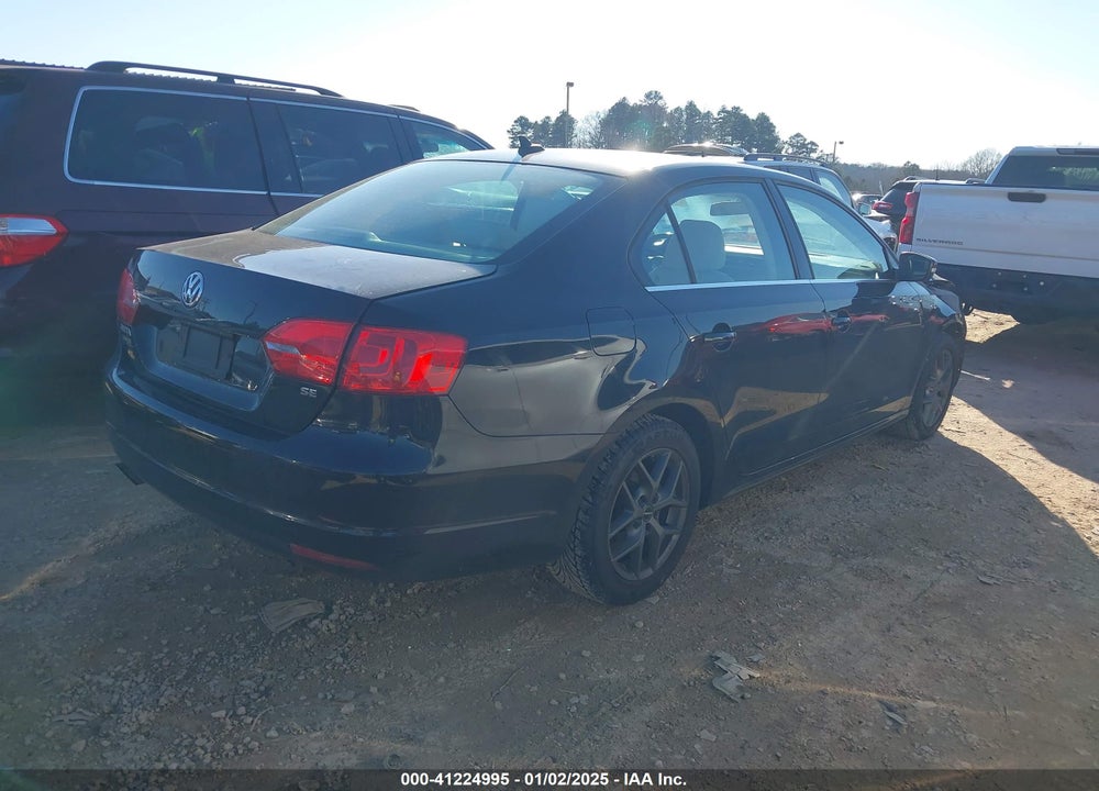 2014 VOLKSWAGEN JETTA VIN: 3VWD17AJ1EM392485