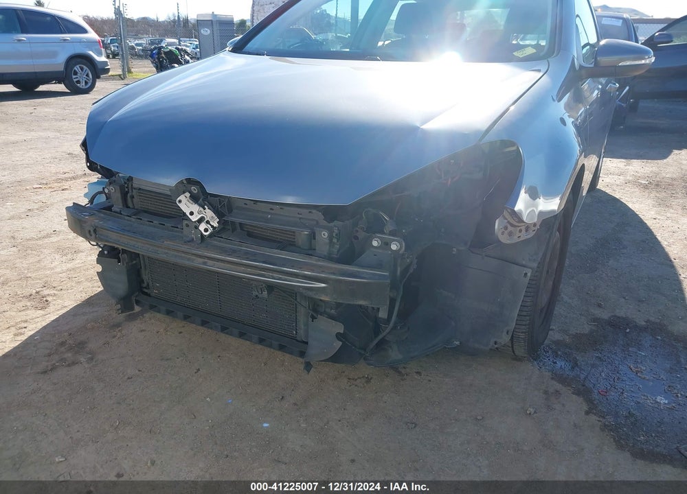 2013 VOLKSWAGEN GOLF VIN: WVWBB7AJ3DW126472