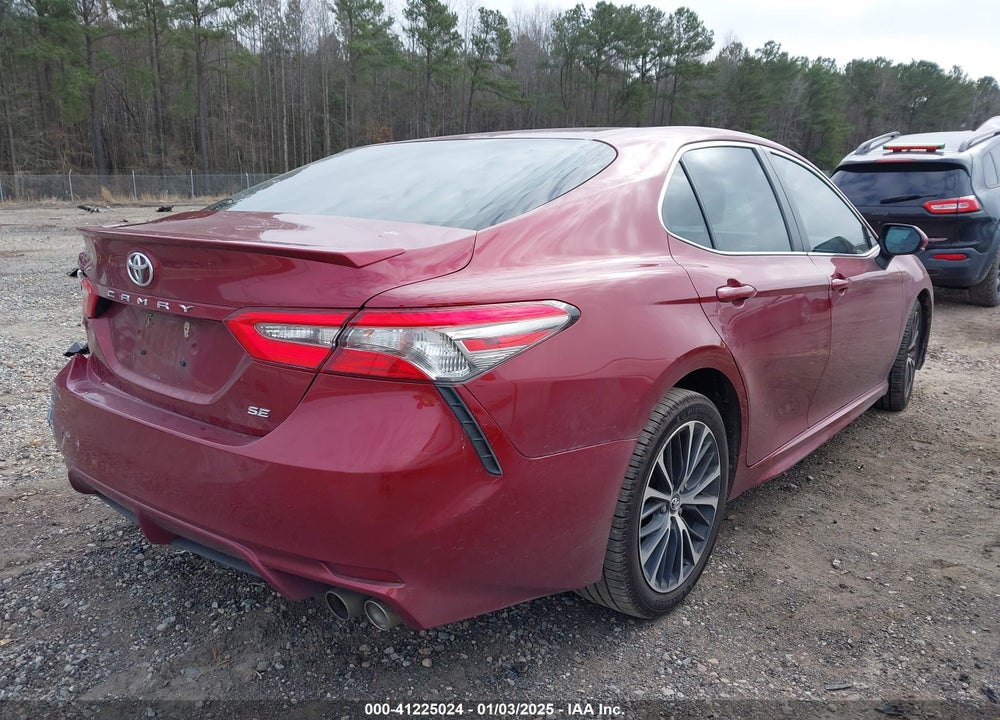 2018 TOYOTA CAMRY VIN: 4T1B11HK2JU549643