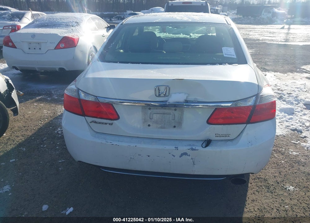 2013 HONDA ACCORD LX VIN: 1HGCR2F30DA217307