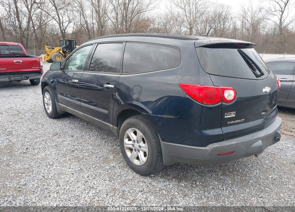 2010 CHEVROLET TRAVERSE LS VIN: 1GNLREED8AS110125