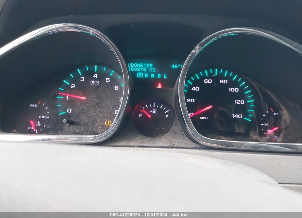 2010 CHEVROLET TRAVERSE LS VIN: 1GNLREED8AS110125