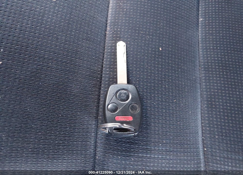 2003 HONDA ACCORD 2.4 LX VIN: 1HGCM72213A018483