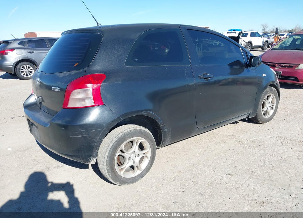 2007 TOYOTA YARIS VIN: JTDJT923075065998