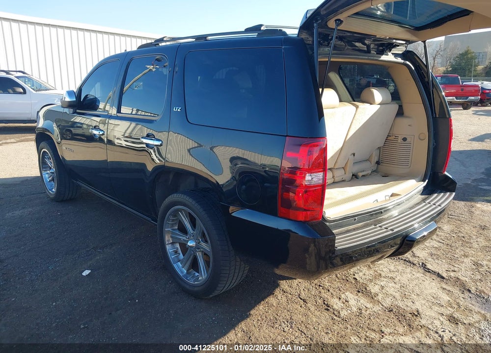 2007 CHEVROLET TAHOE LTZ VIN: 1GNFC13J37R287312