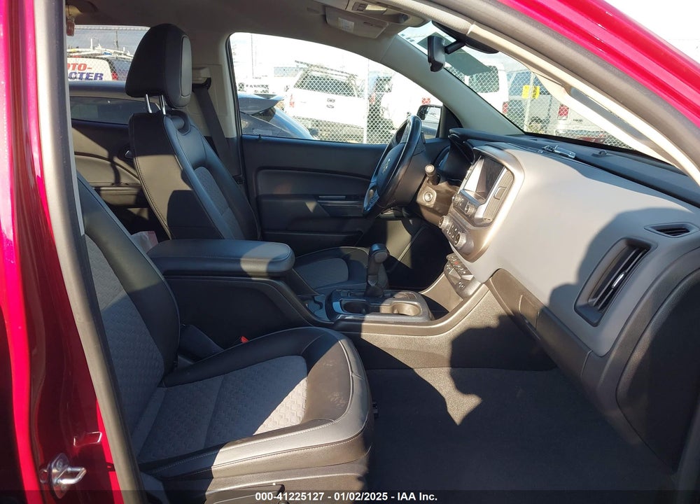 2019 CHEVROLET COLORADO VIN: 1GCGSDEN3K1230827